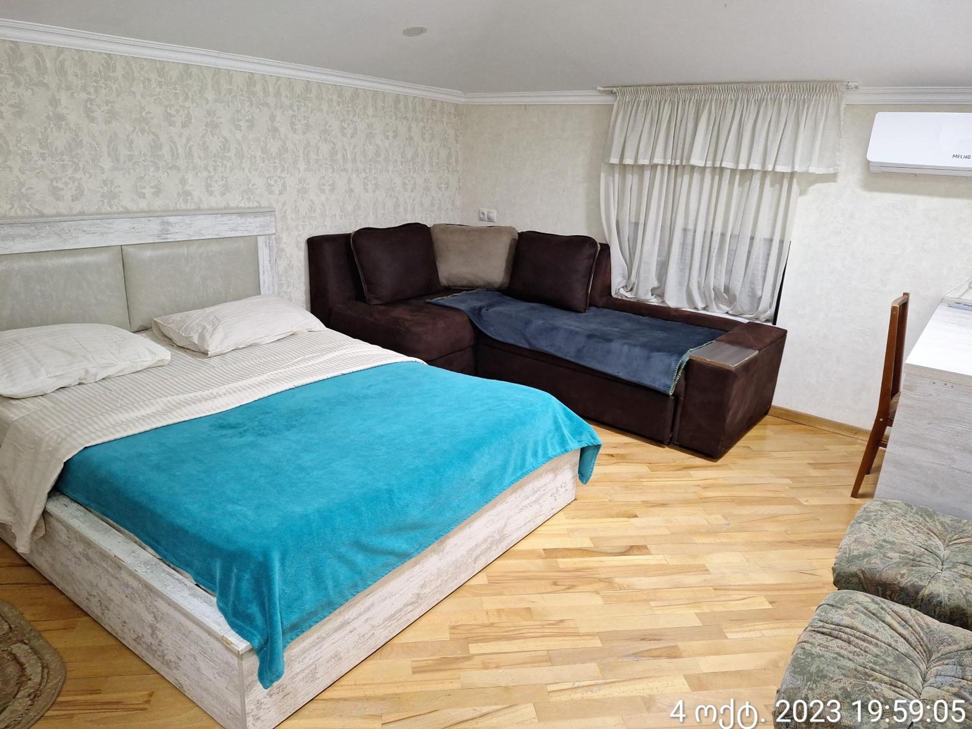 Guest House 15A Kutaisi Exterior photo